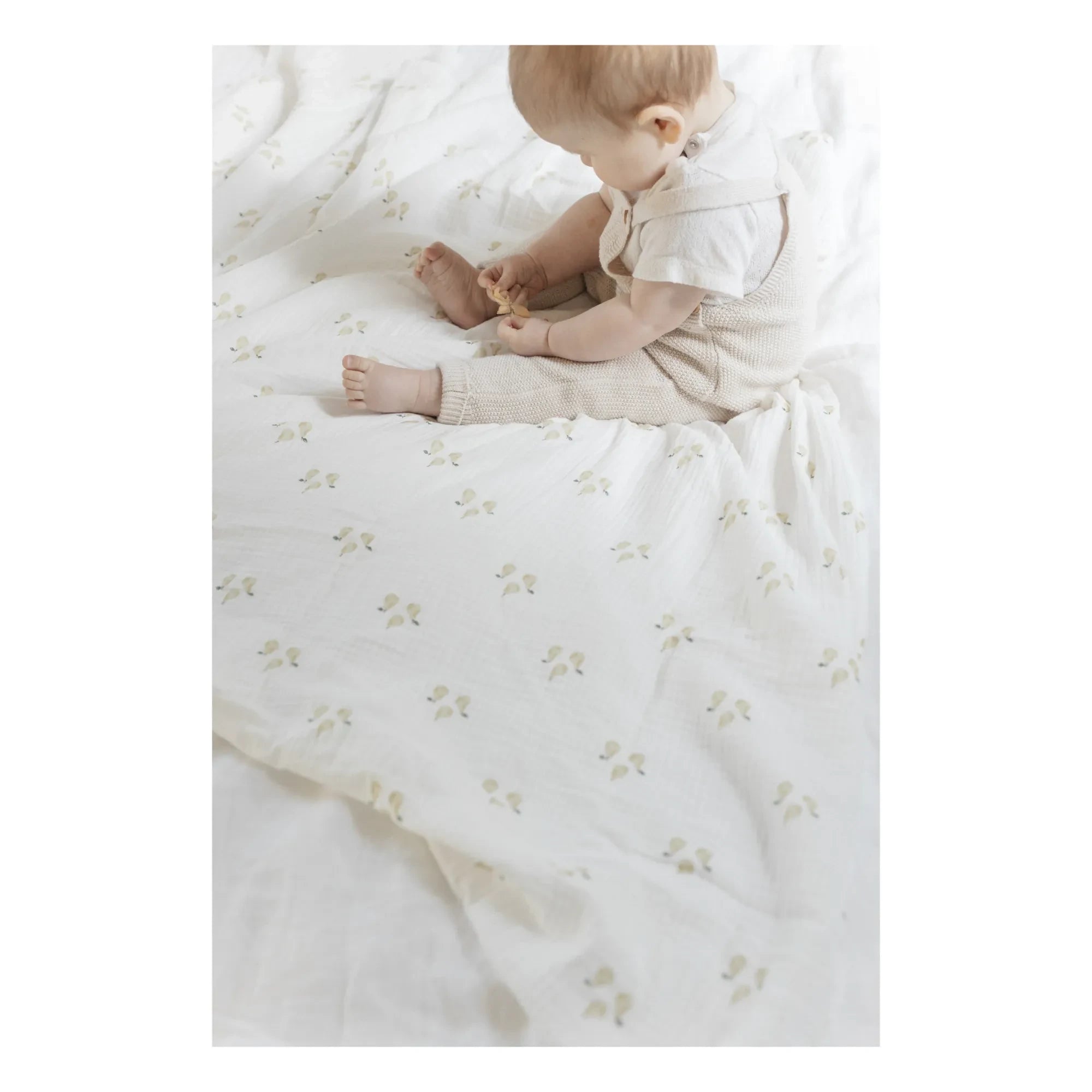 Soft Spot - Organic Cotton Pear Swaddle | Pear