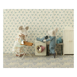 Maileg - Ironing Board and Iron | White