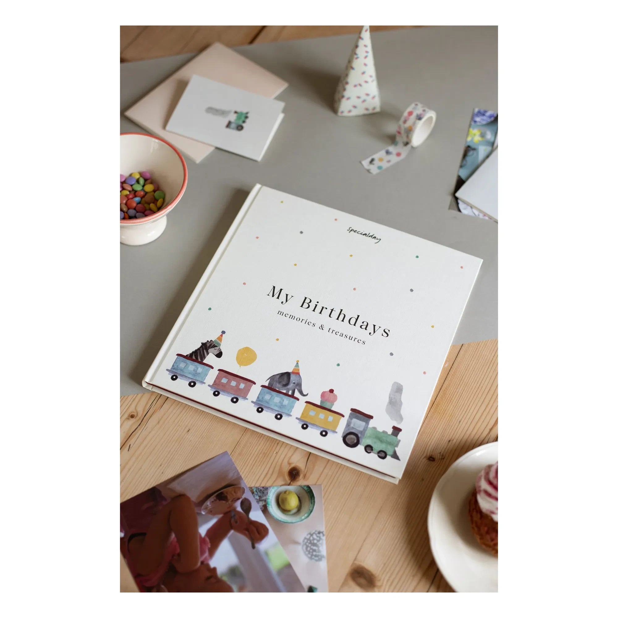 Specialday - My Birthday Memory Book - EN | Ecru