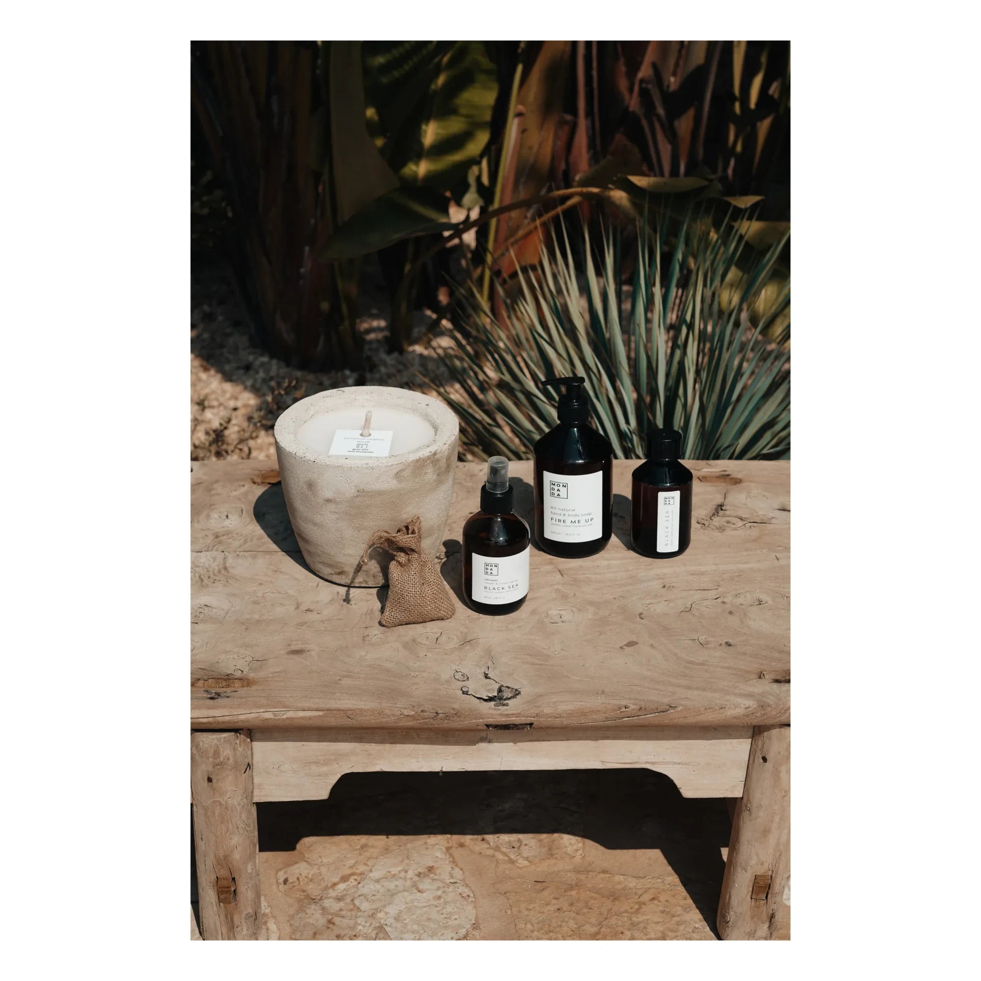 Mon Dada - Neutral Scent Outdoor Candle - L | White/Ecru