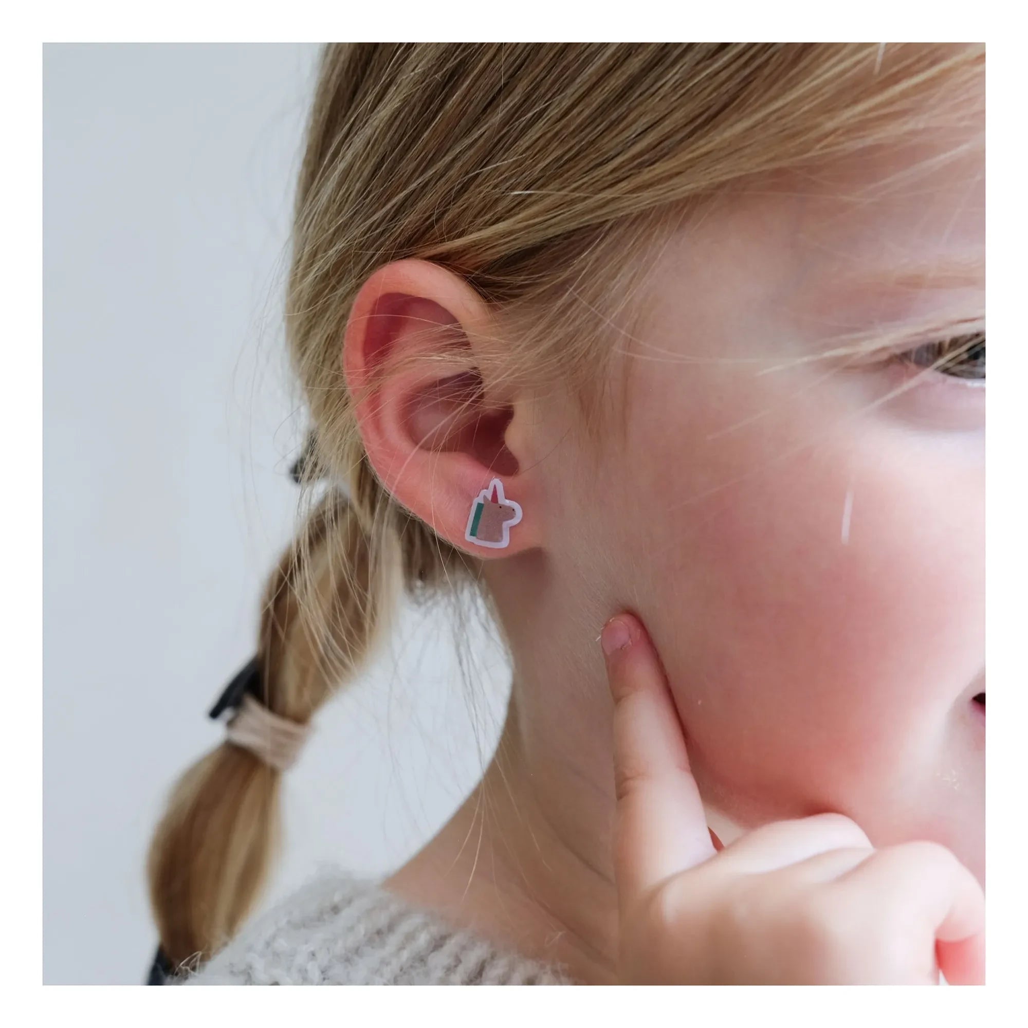 Mimi & Lula - Stick-on Earrings | Pink