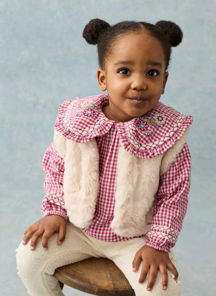 Louise Misha - Librana Organic Cotton Sleeveless Fur Jacket | Cream