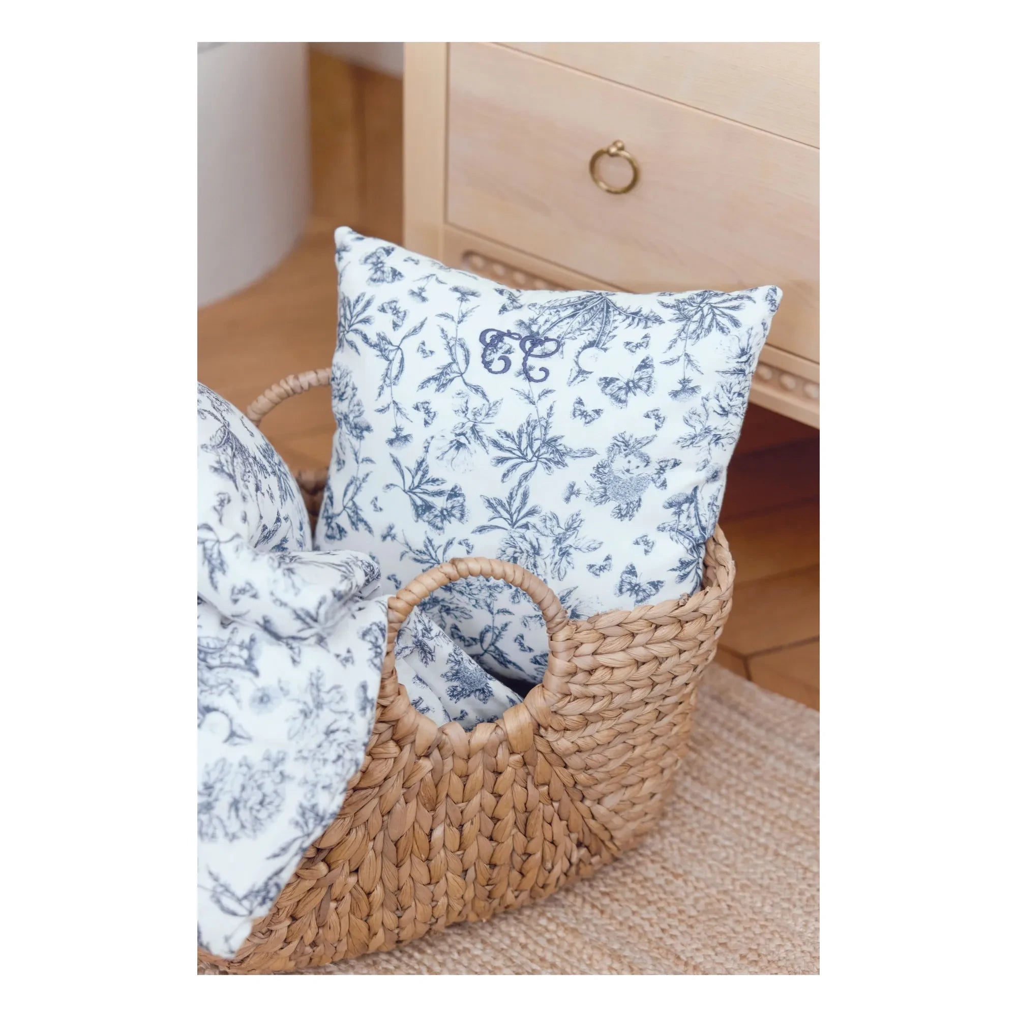 Tartine et Chocolat - Toile de Jouy Pillow | Navy Blue