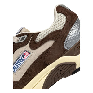 Autry - Hyperway Low Two-Tone Suede Sneakers | Brown