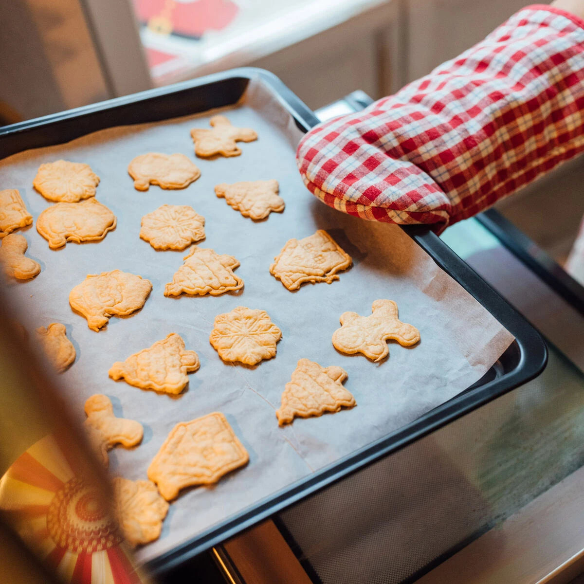 Legami - 5-Piece Set Cookie Cutters with Stamps - Cookie Time!