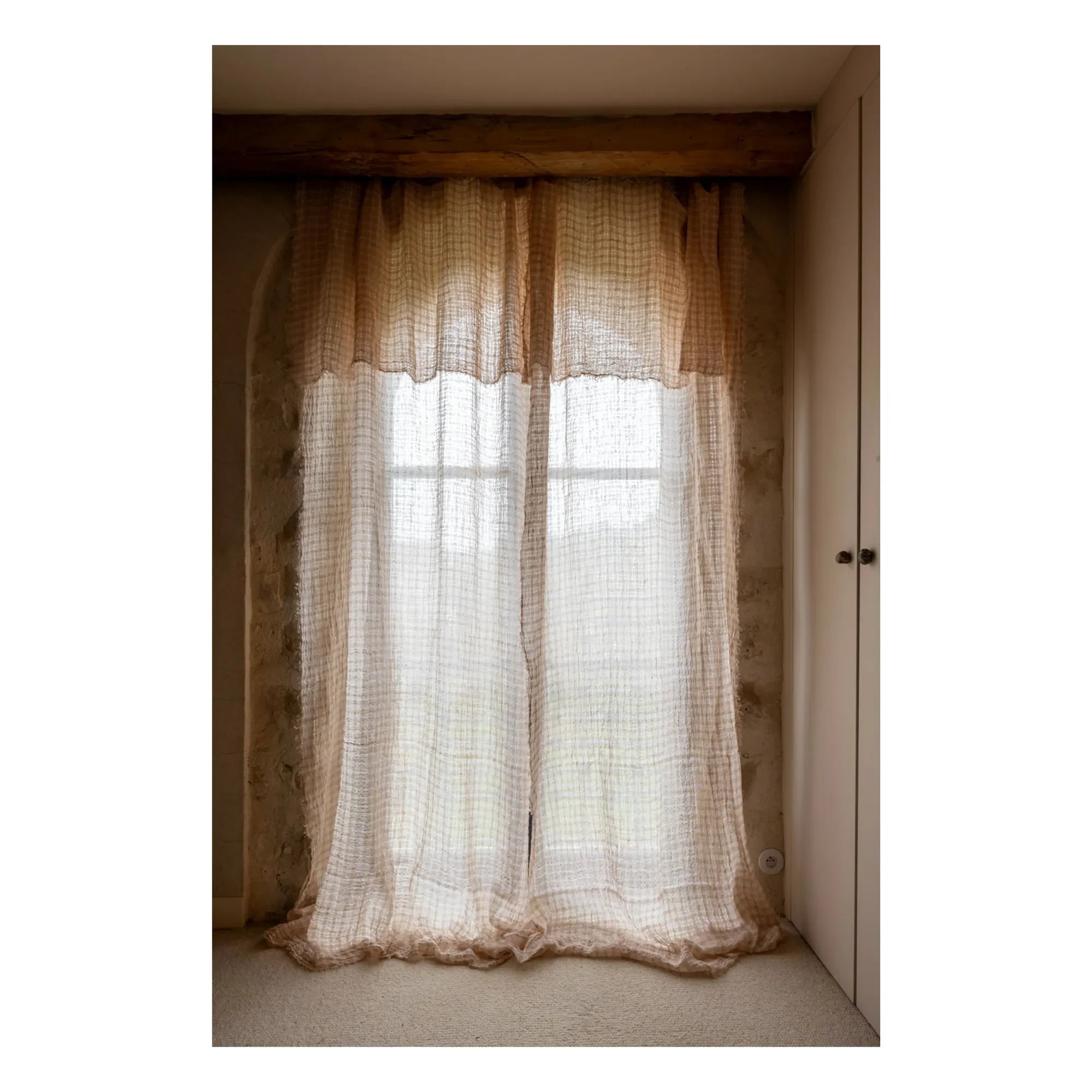 Le Monde Sauvage - Harmattan Miami Curtain | Pink