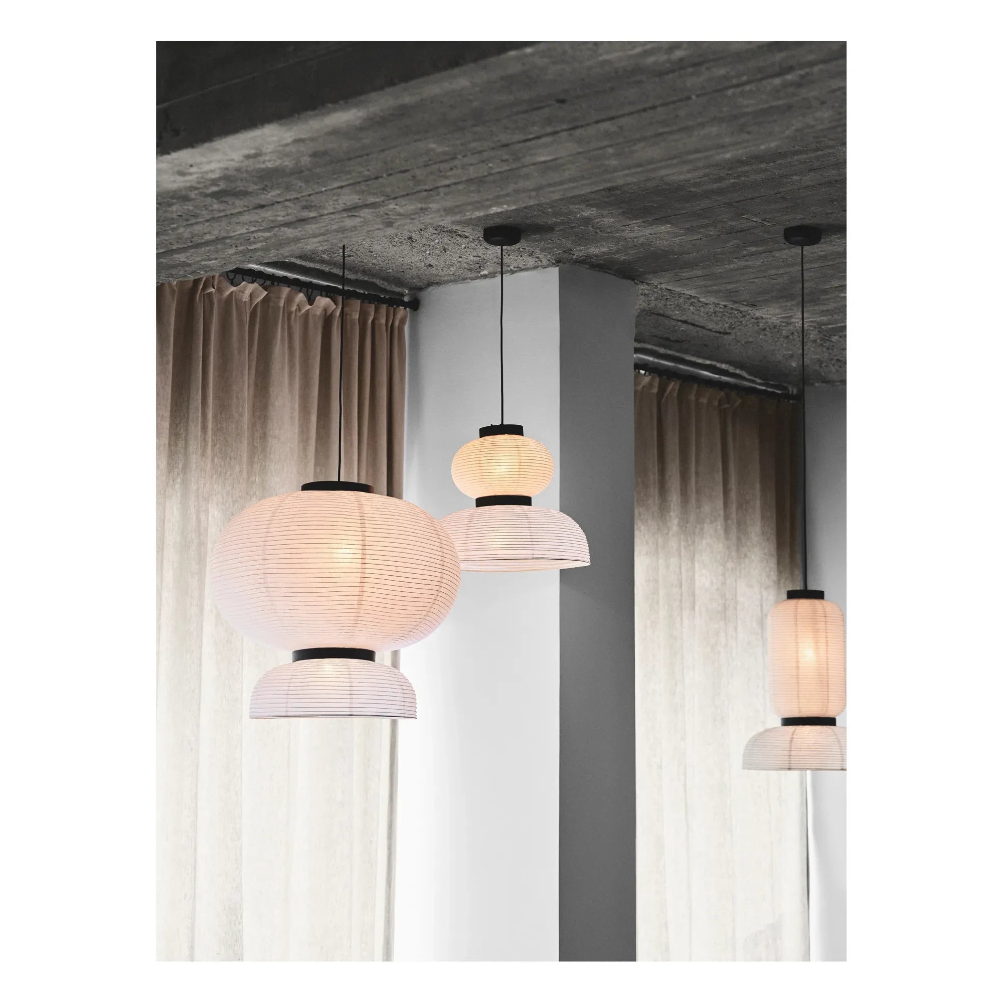 & Tradition - Formakami Pendant Lamp JH3 - Jaime Hayon | White
