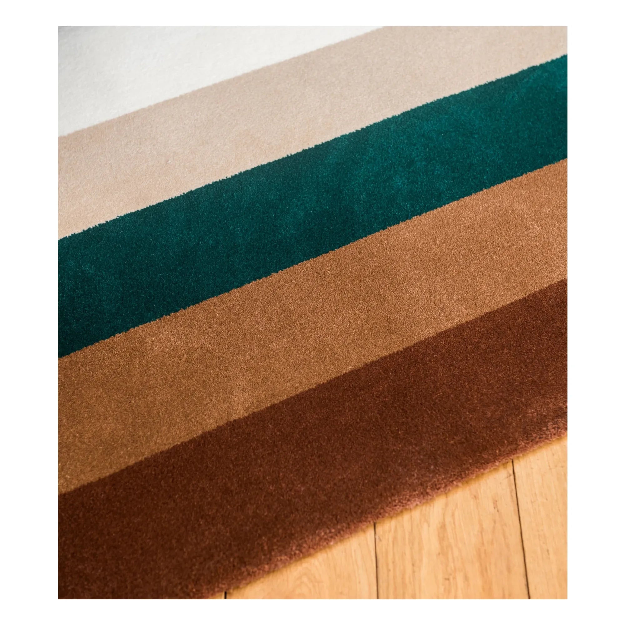 The Socialite Family - Luna Quadro wool rug | Green