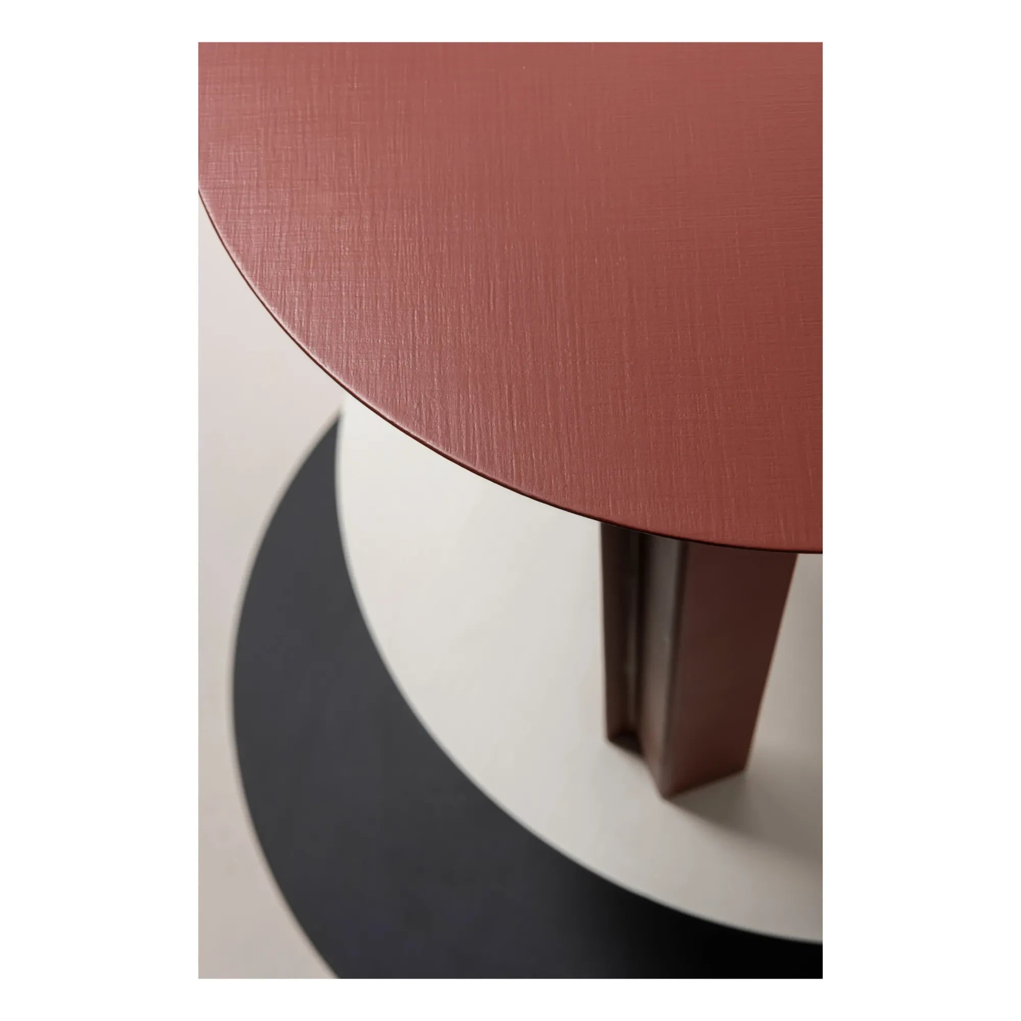 Serax - Tube Side Table | Black