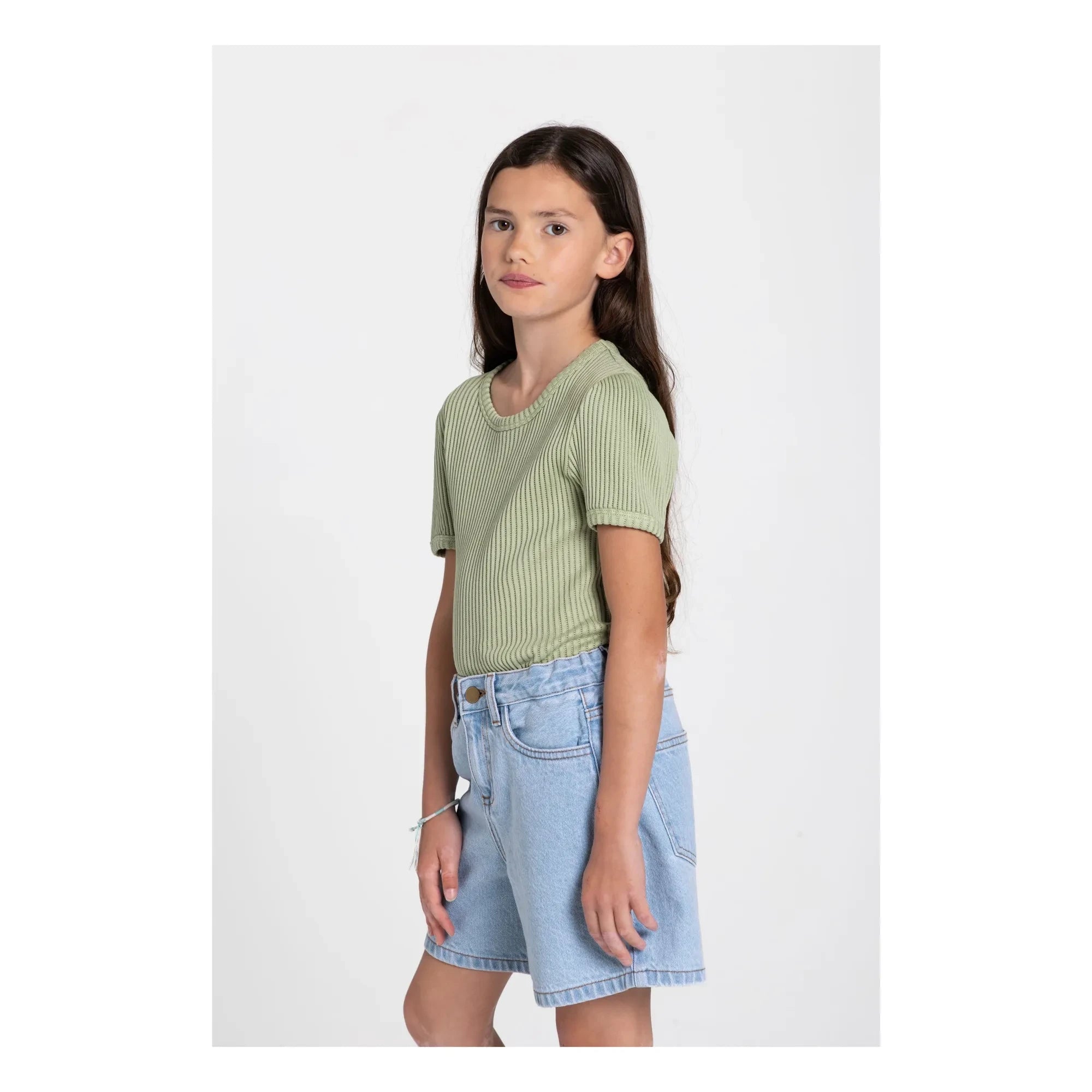 Hundred Pieces - Nova organik pamuk T-shirt | Badem yeşili