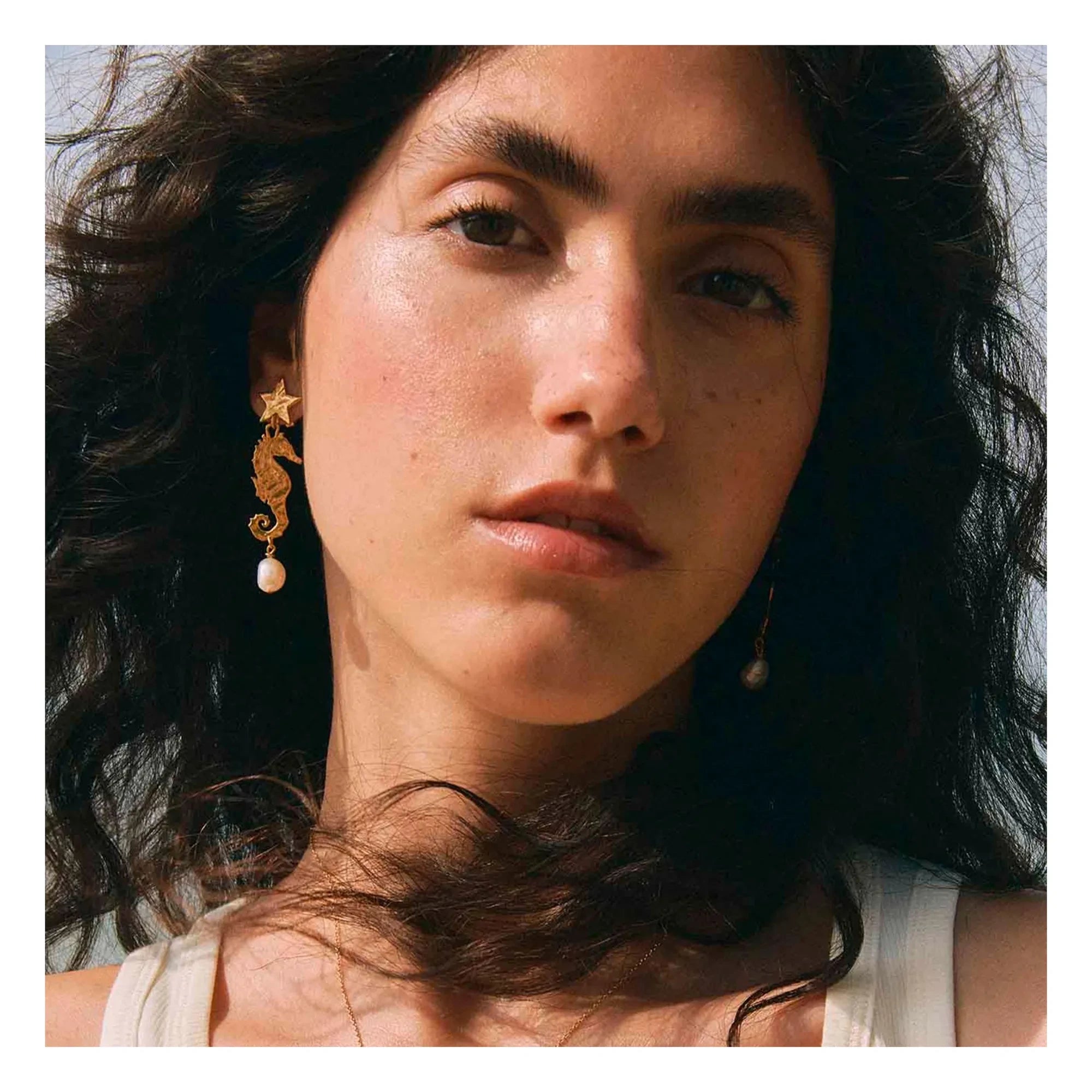 Alhaja - Cavaletto Earrings | Gold