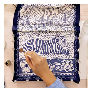 Djeco - Workshop 10 - Silk Painting