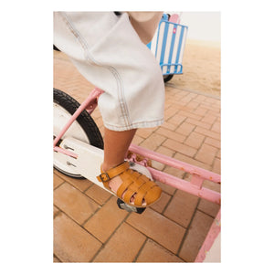 Lazare - Ernest Sandal | Camel