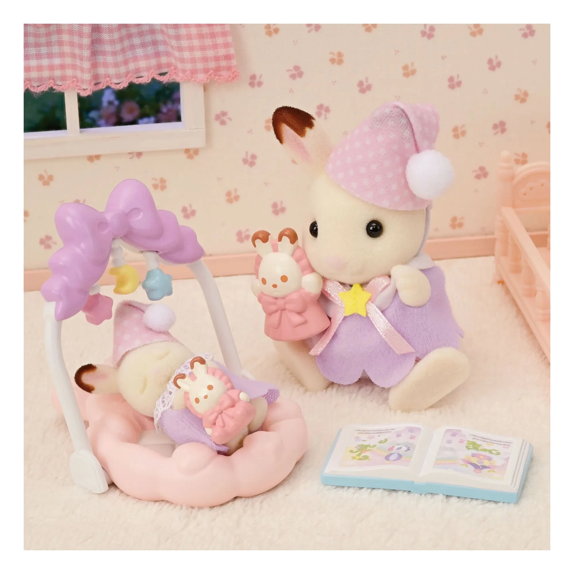 Sylvanian Families - Chocolate Bunny Sisters' Sleep Time