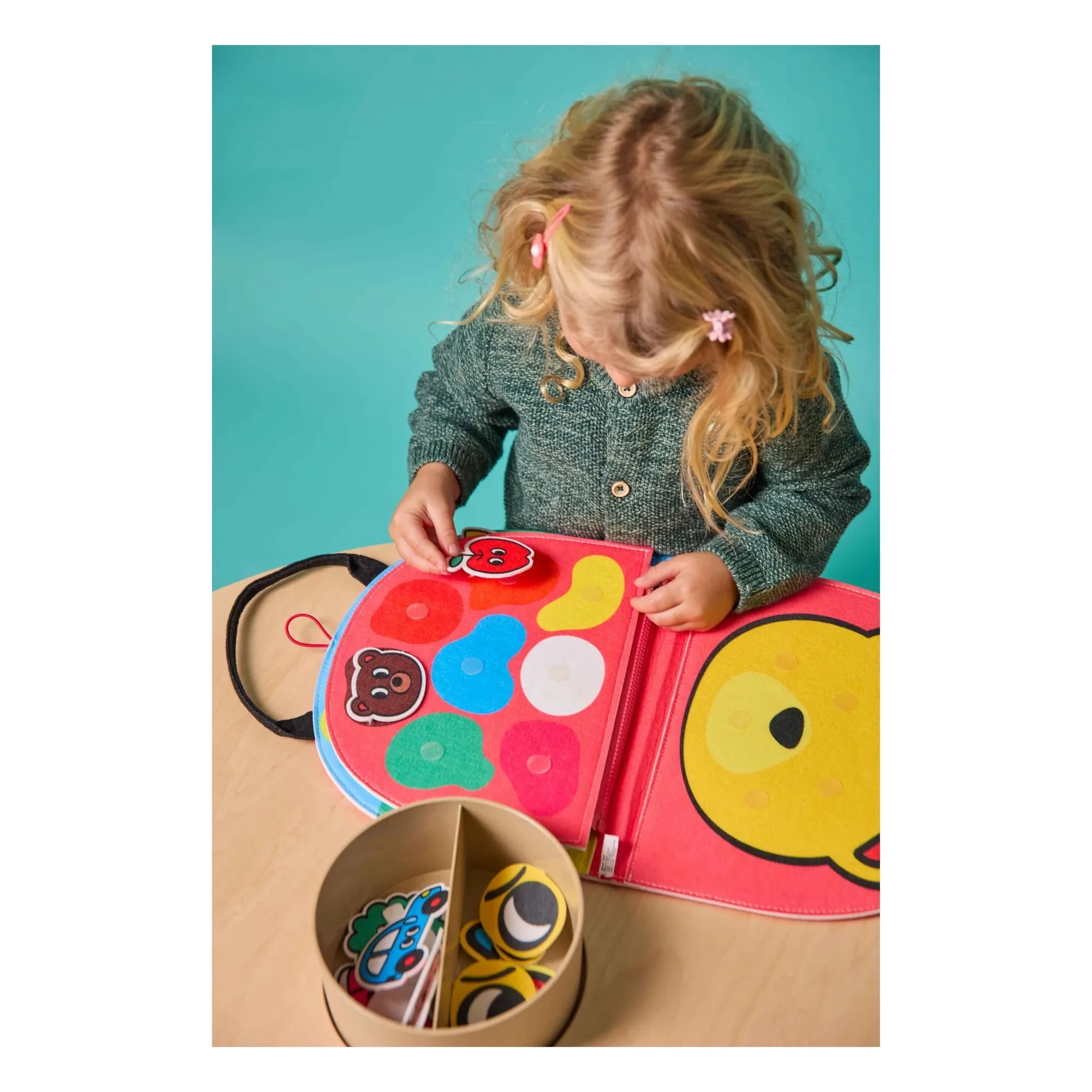 Omy - Montessori Shapes and Colors Activity Set