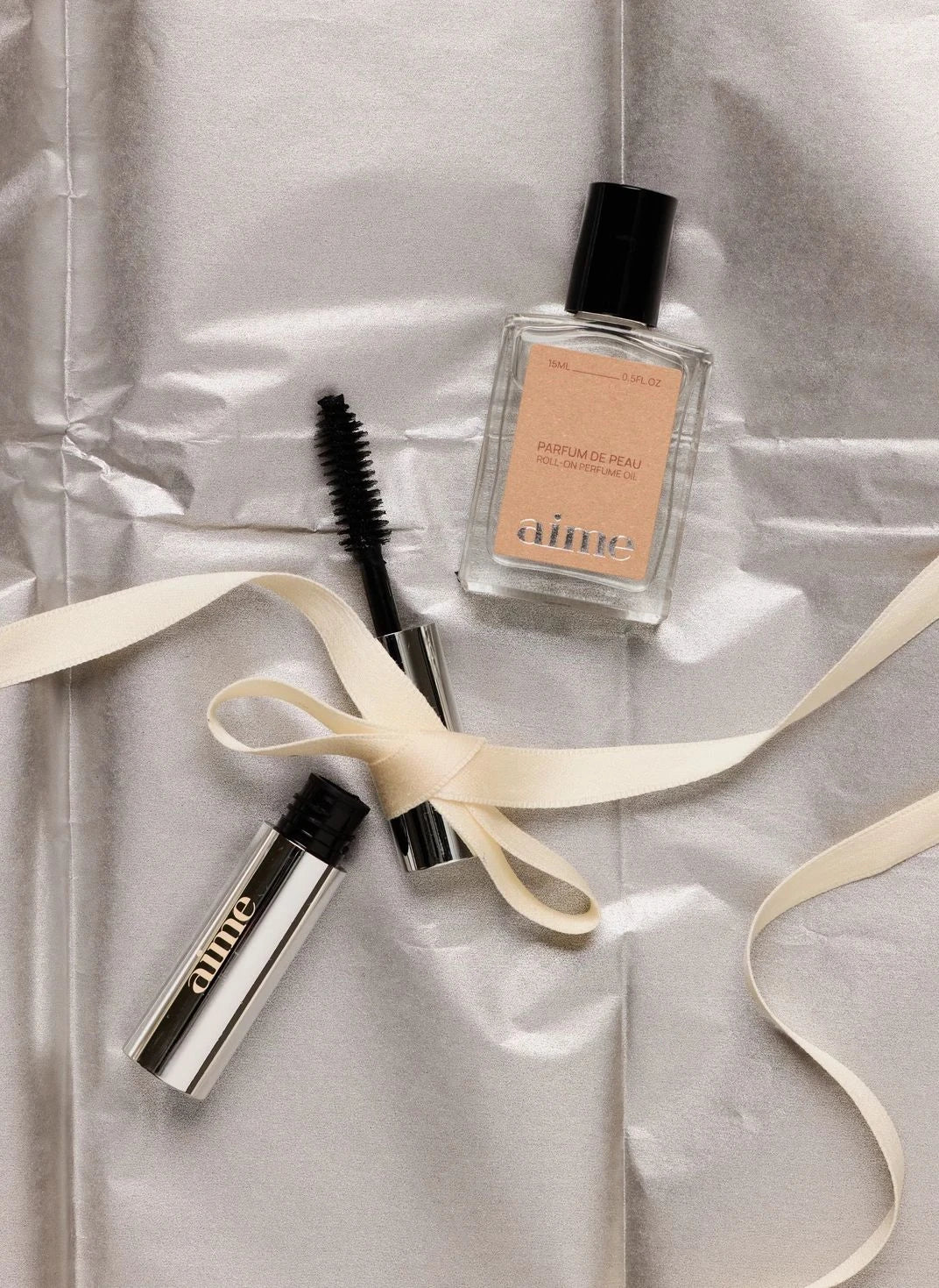AIME - La Touche Finale Roll-On Perfume and Mini Mascara Duo Set