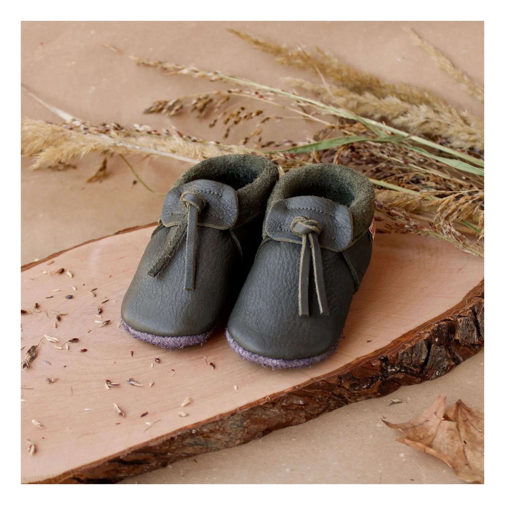 Baobaby - Leather Sandals | Chrome Green