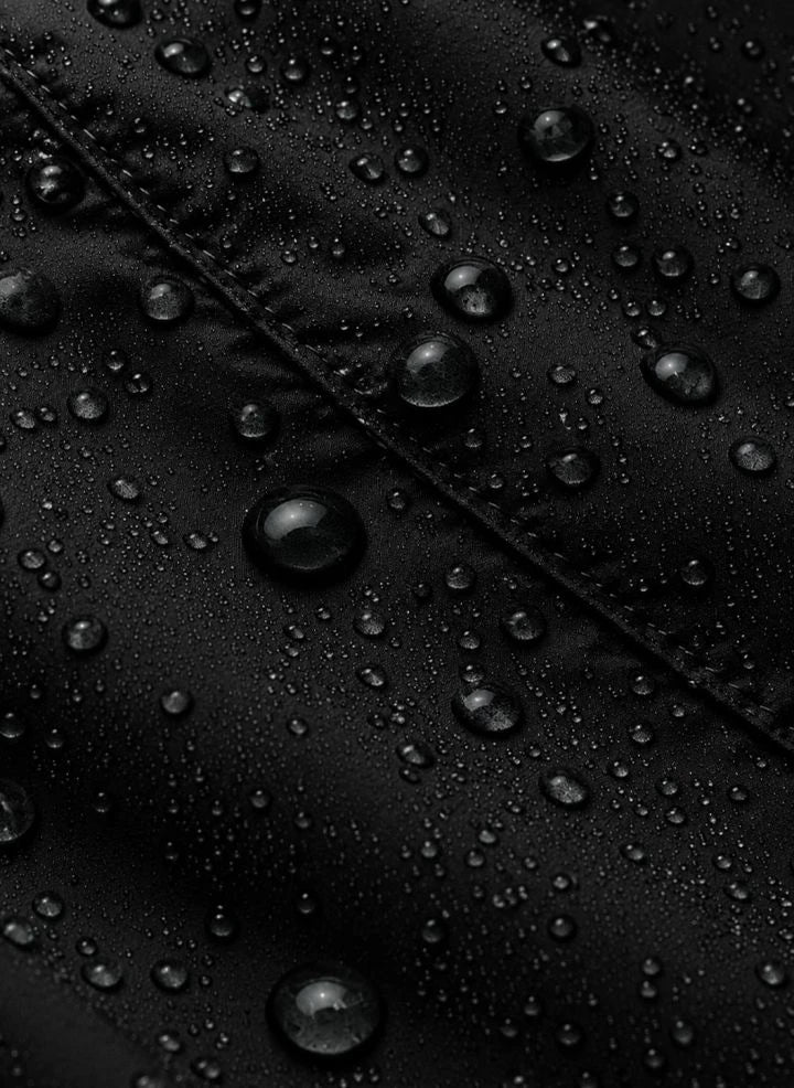 Töastie - Recycled Fiber Lined Waterproof Windbreaker | Black