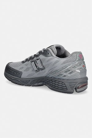 New Balance 1906 Sneakers