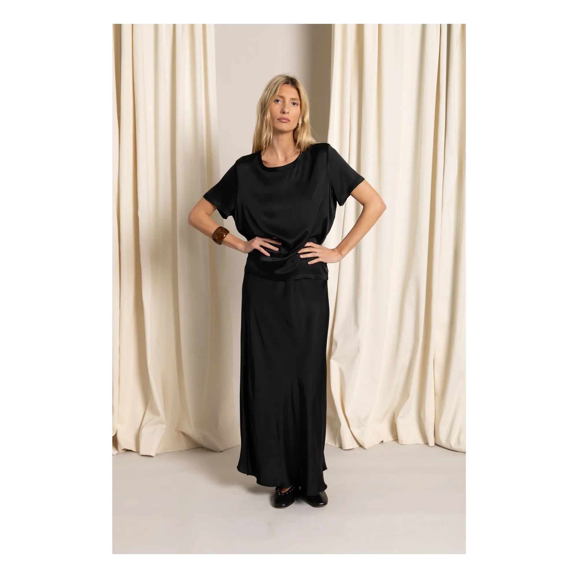 Smallable Woman - Selena T-Shirt | Black