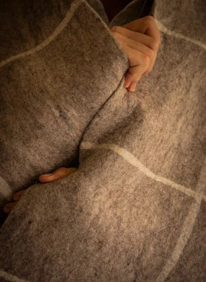 Muskhane - Nuno Checked Felt Blanket | Heather Grey