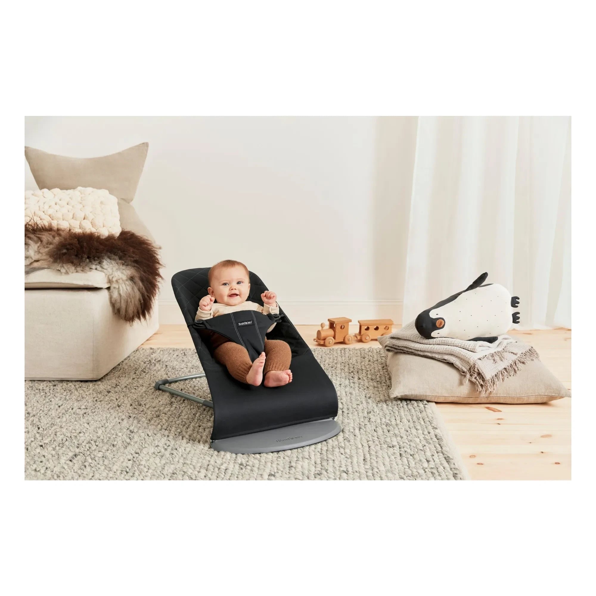 BabyBjörn - Kapitoneli pamuklu Bliss şezlong | Siyah