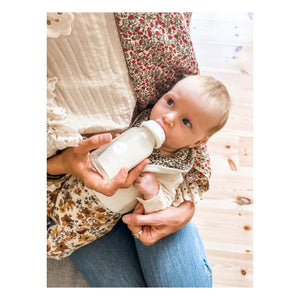 Hevea - Glass Baby Bottle 240 ml - 2-piece Set