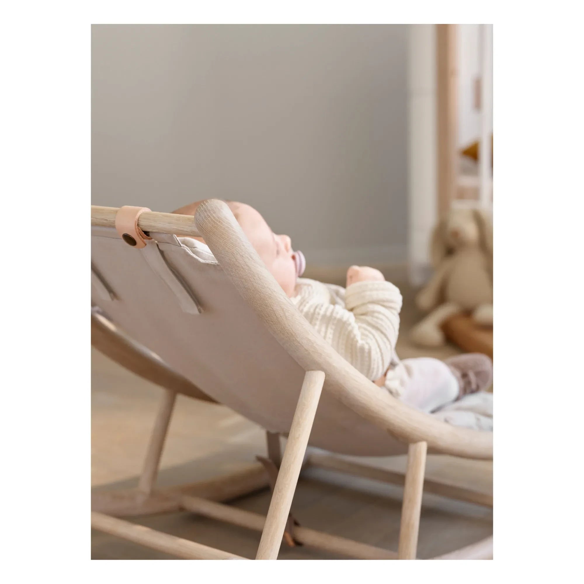 Oliver Furniture - Meşe Bebek ve Yürümeye Başlayan Çocuk Sallanan Koltuğu
