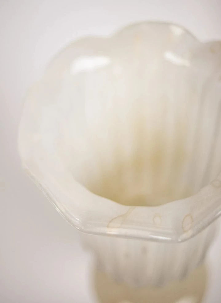 Olsson & Jensen - Tulipa Glass Vase | Off-white