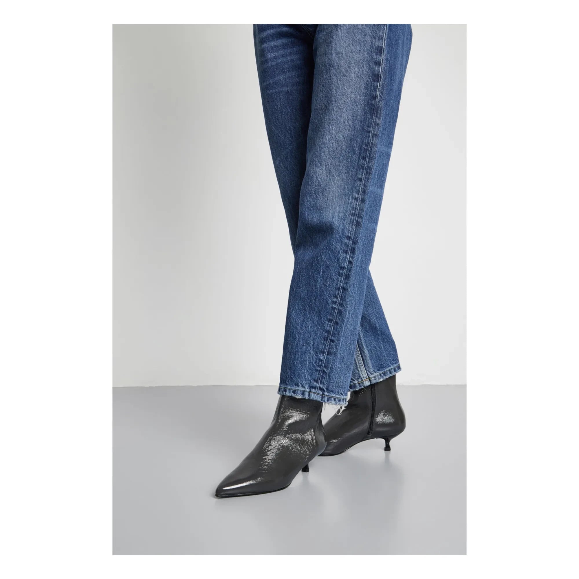 Augusta - Paula Rigid Boots | Gray