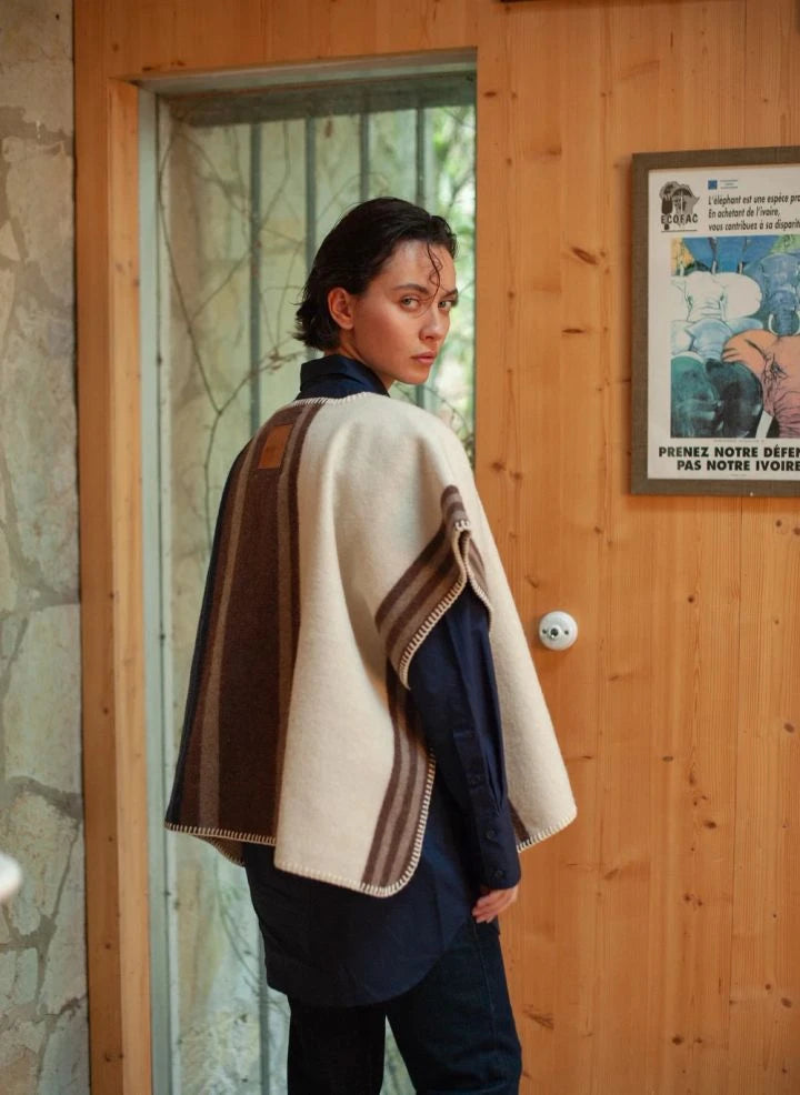 La Méricaine - Wappos Long Wool Poncho | Brown