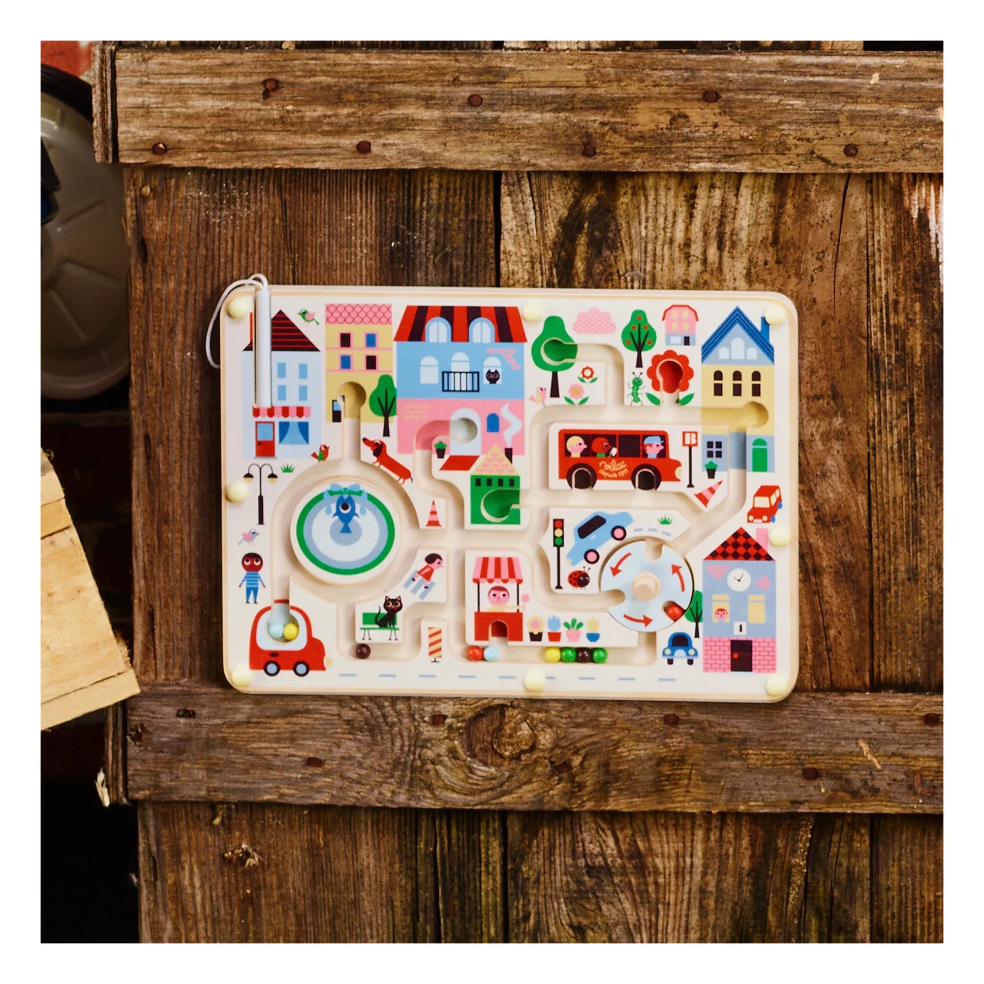 Vilac - My Little Town Magnetic Maze - Ingela P. Arrhenius