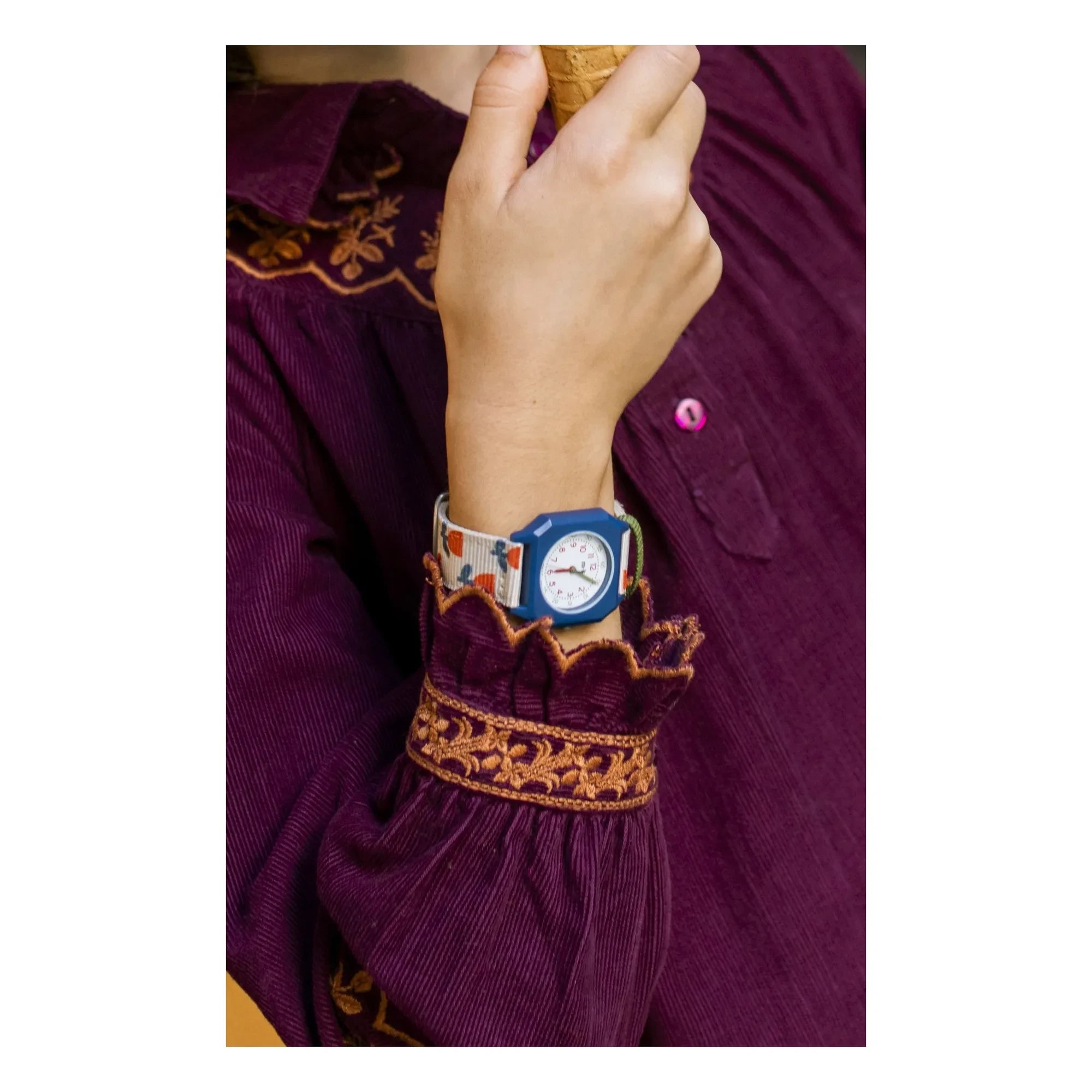 Mini Kyomo - Tulips Watch - Mini Kyomo x Taxi Brousse | Red