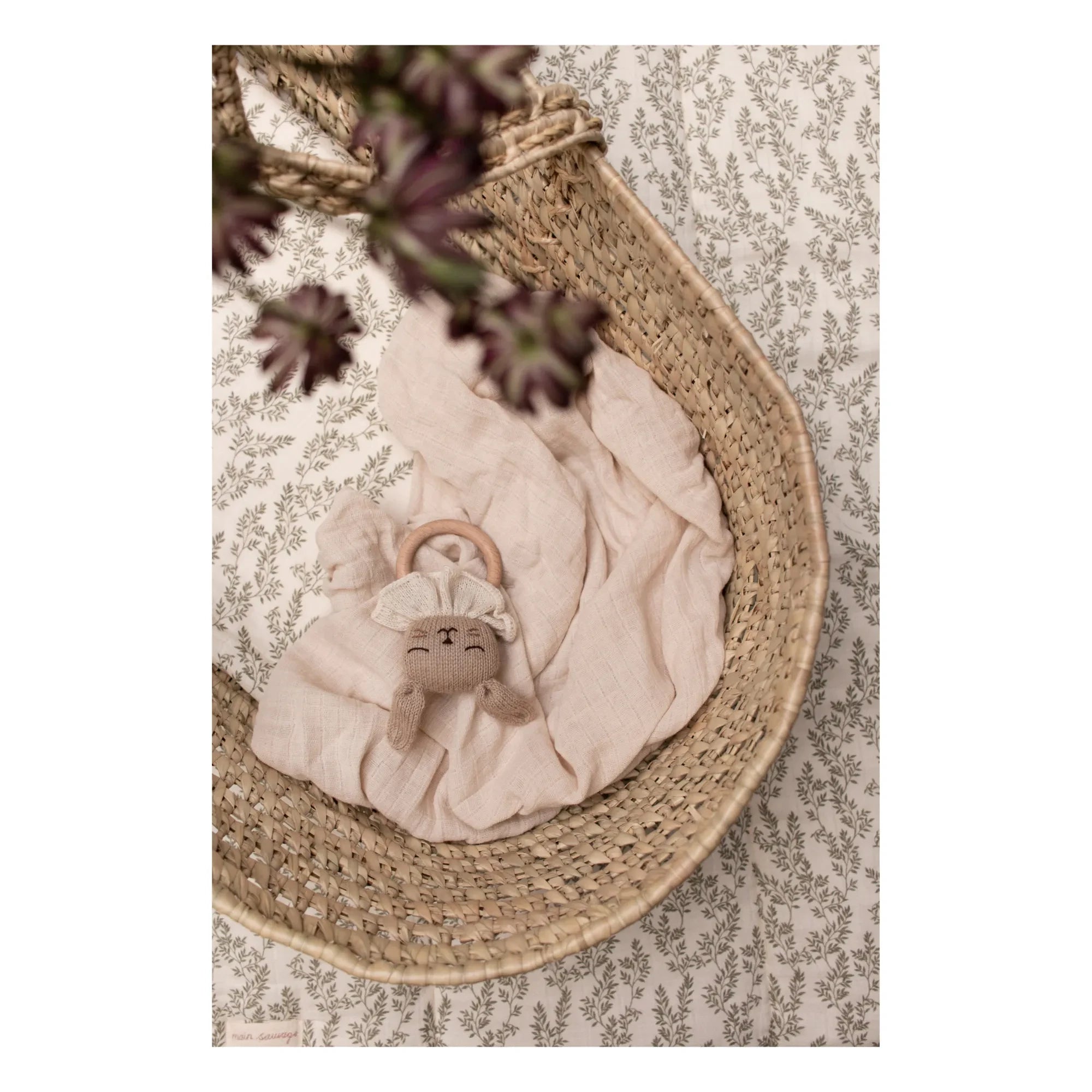 Main Sauvage - Wooden Bunny Teething Rattle | Beige