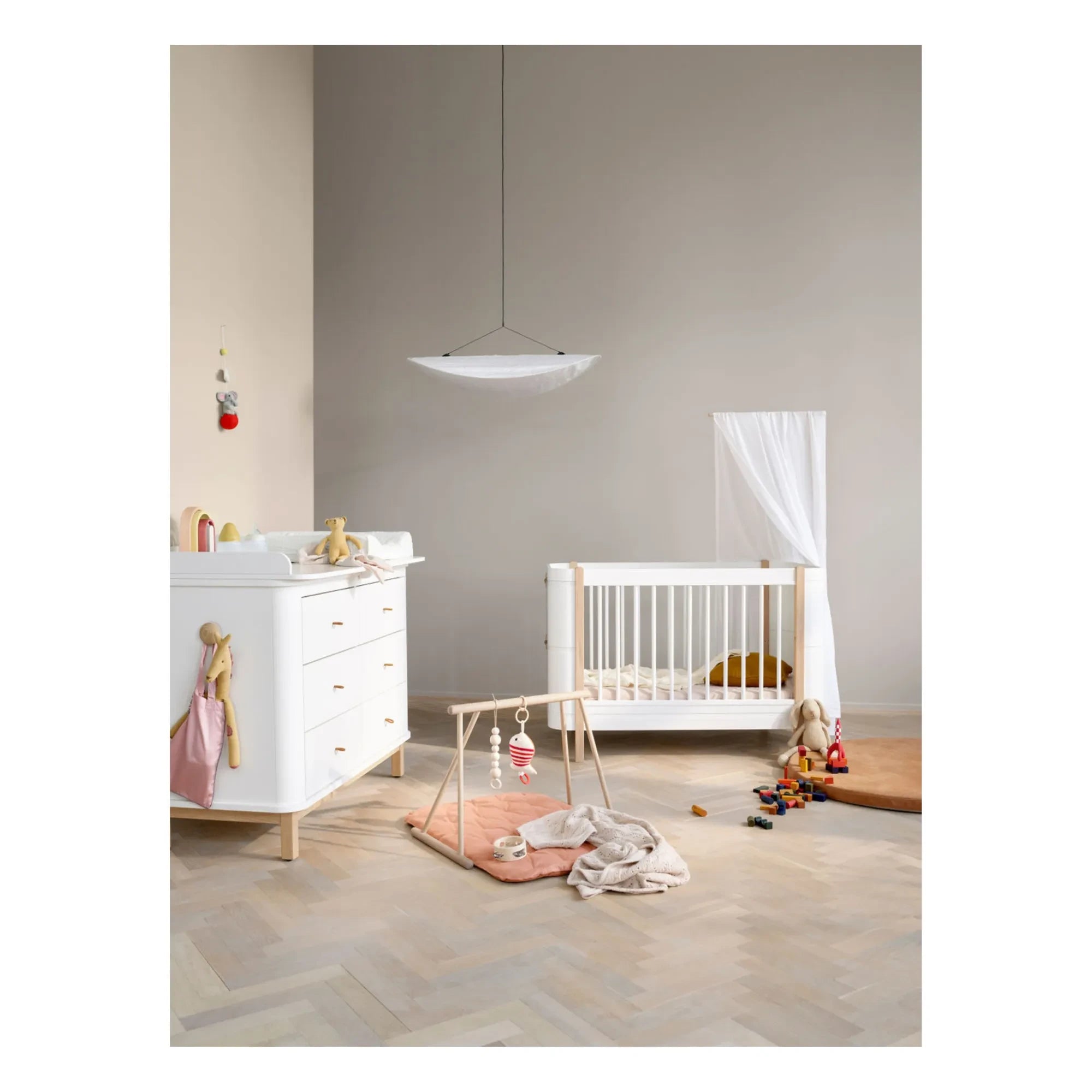 Oliver Furniture - Meşe erken öğrenme aktivite yayı | Meşe