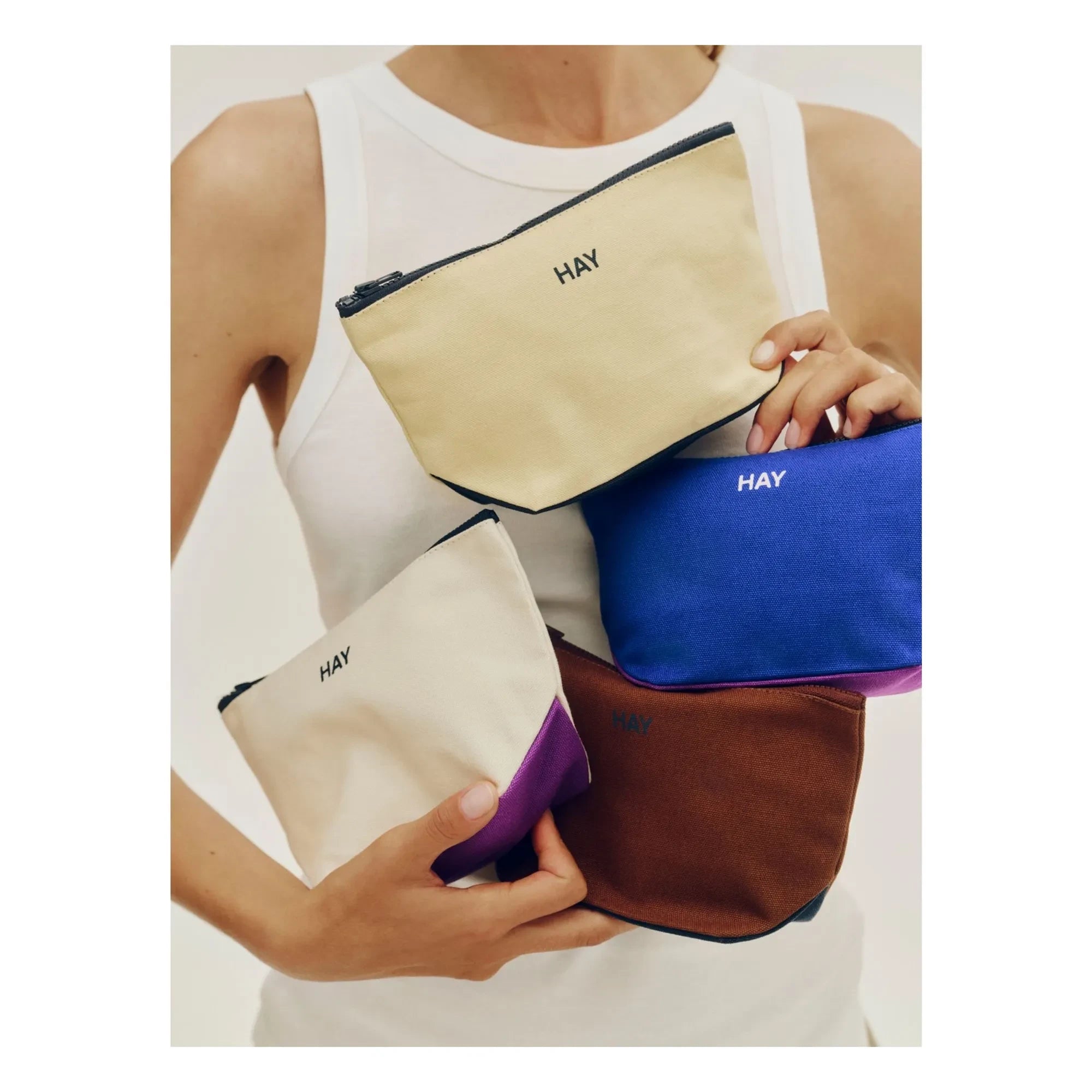 Hay - Multi-pocket | Electric Blue