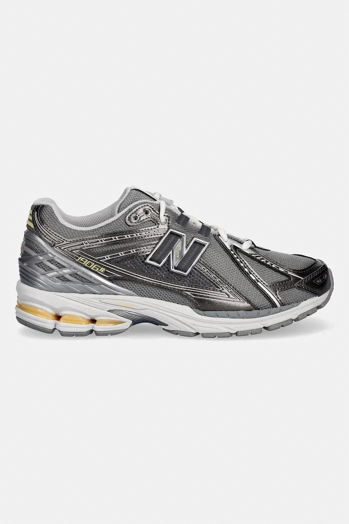 New Balance 1906 Sneakers