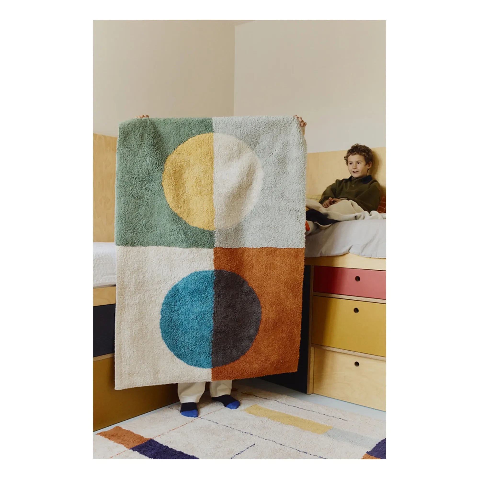 Lorena Canals - Carpet Illusion Lens