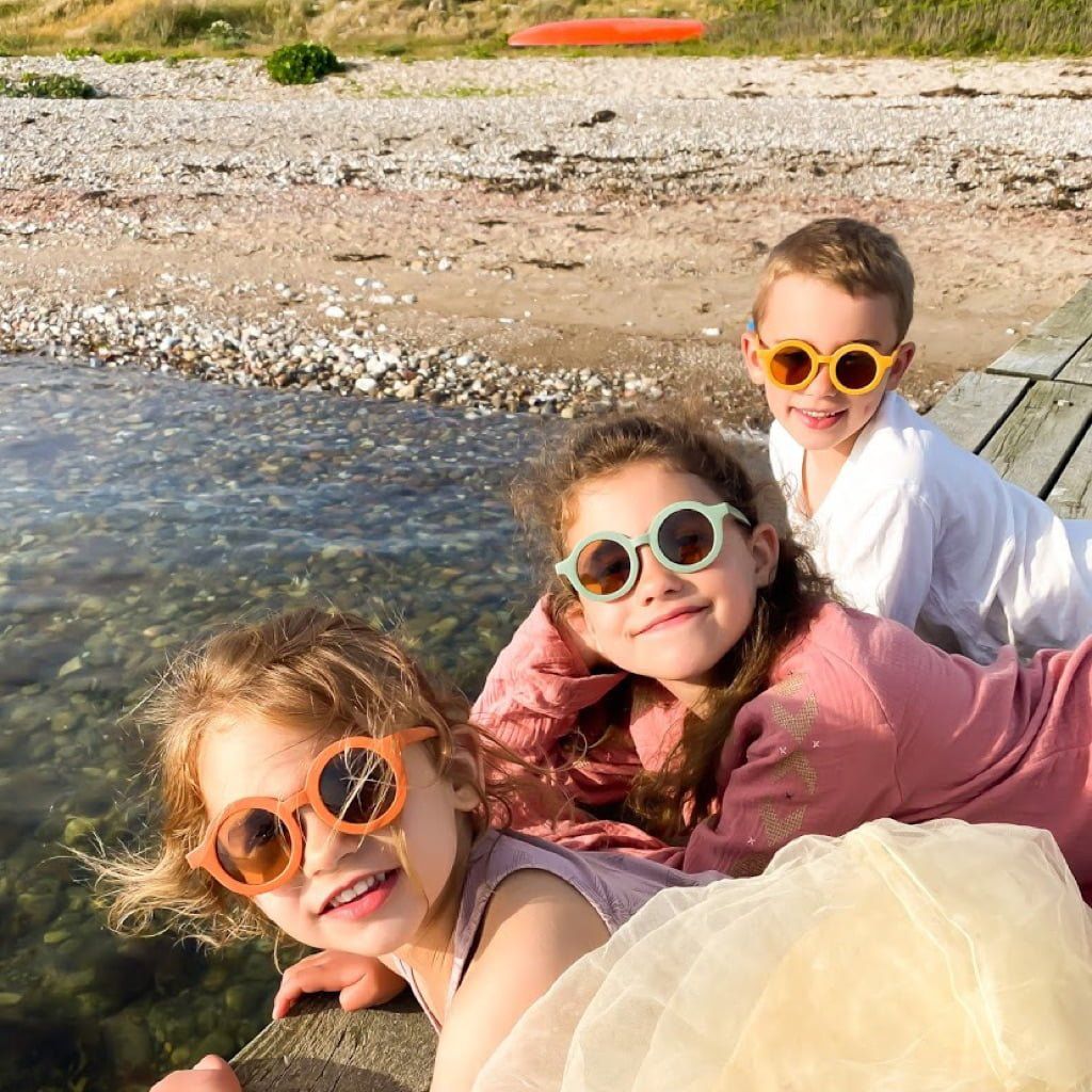 Dinossi - Sustainable Brown Round Kids Sunglasses 
