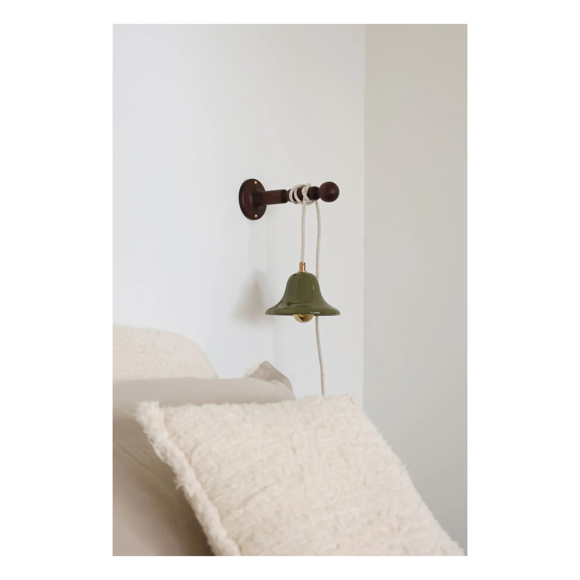 Masamé - Gigaro hand lamp | Rosemary