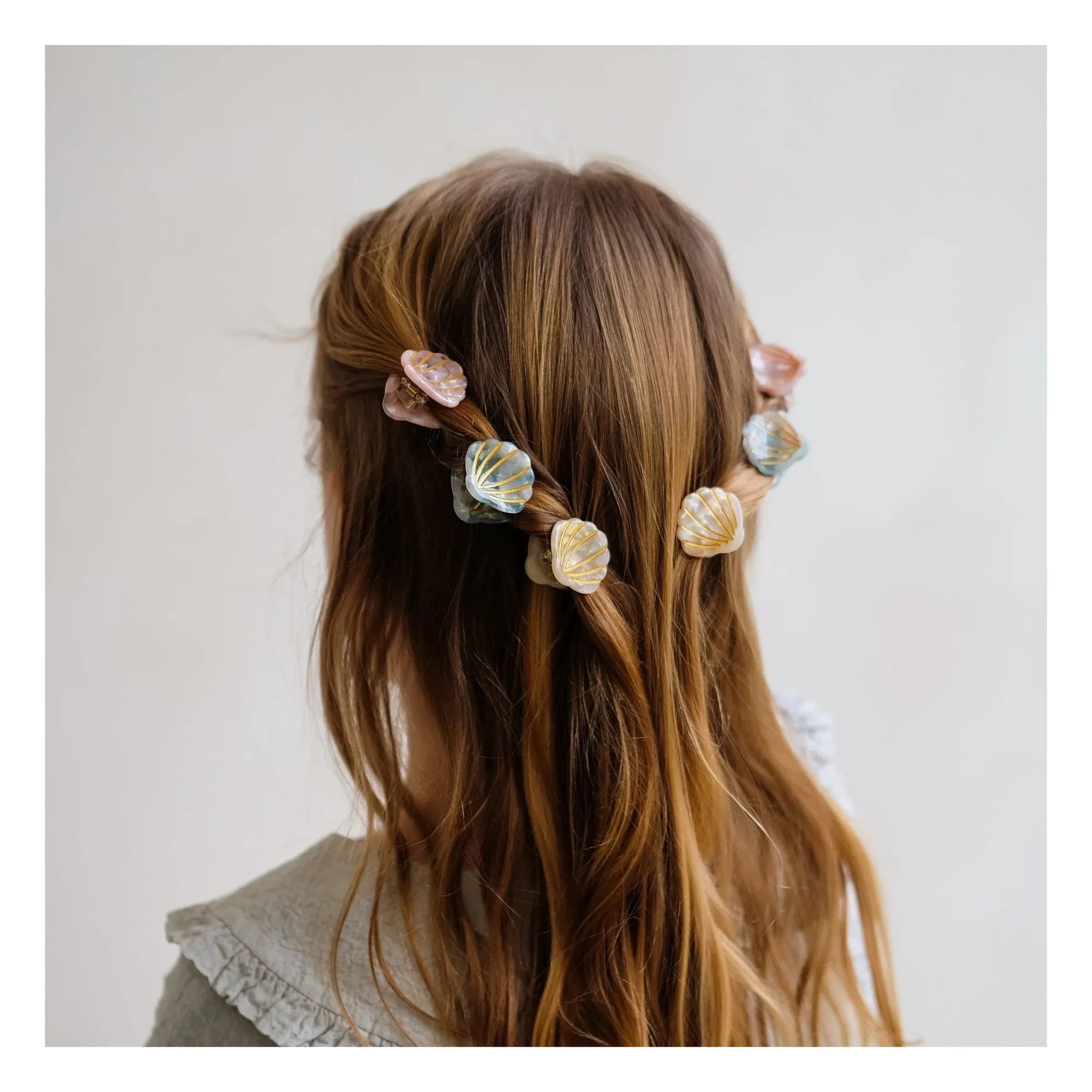 Mimi & Lula - Set of 6 Mini Seashell Clips | Cream