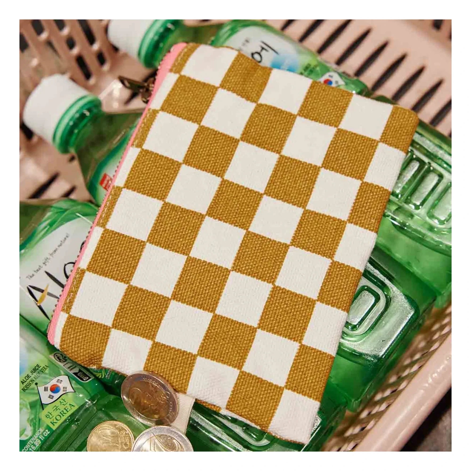 Rose in April - Lili Checked Clutch Bag | Caramel