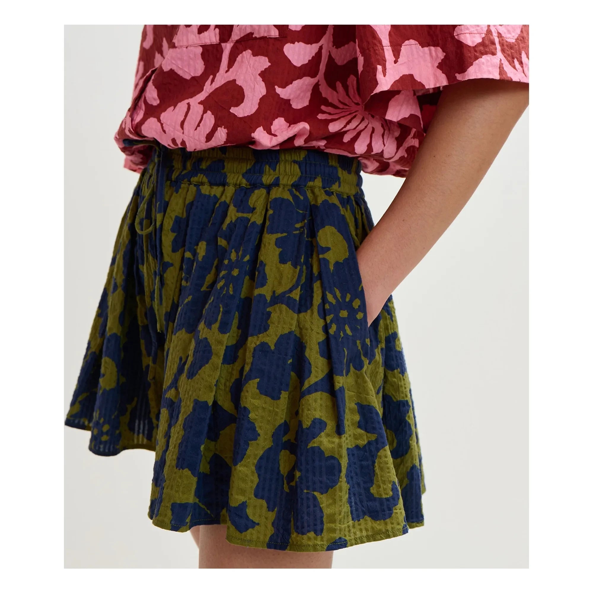 Essentiel Antwerp - Jittery Cotton Shorts | Avocado
