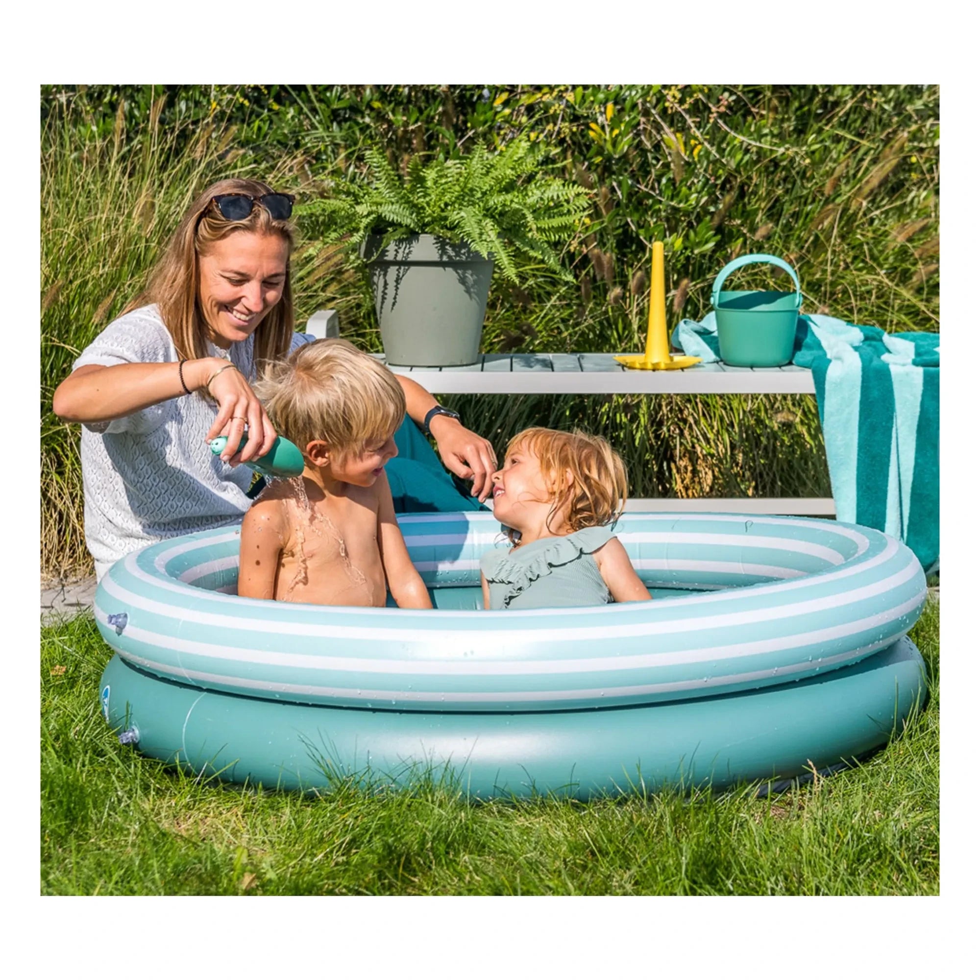 Quut - Dippy inflatable pool | Green