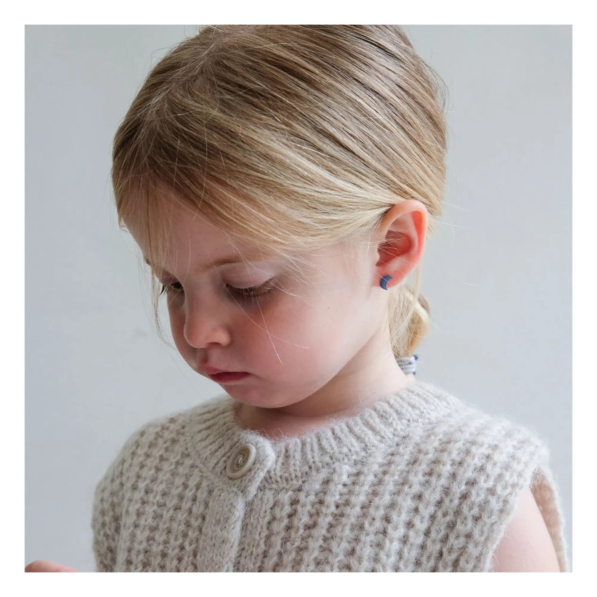 Mimi & Lula - Stick-on Earrings | Pink