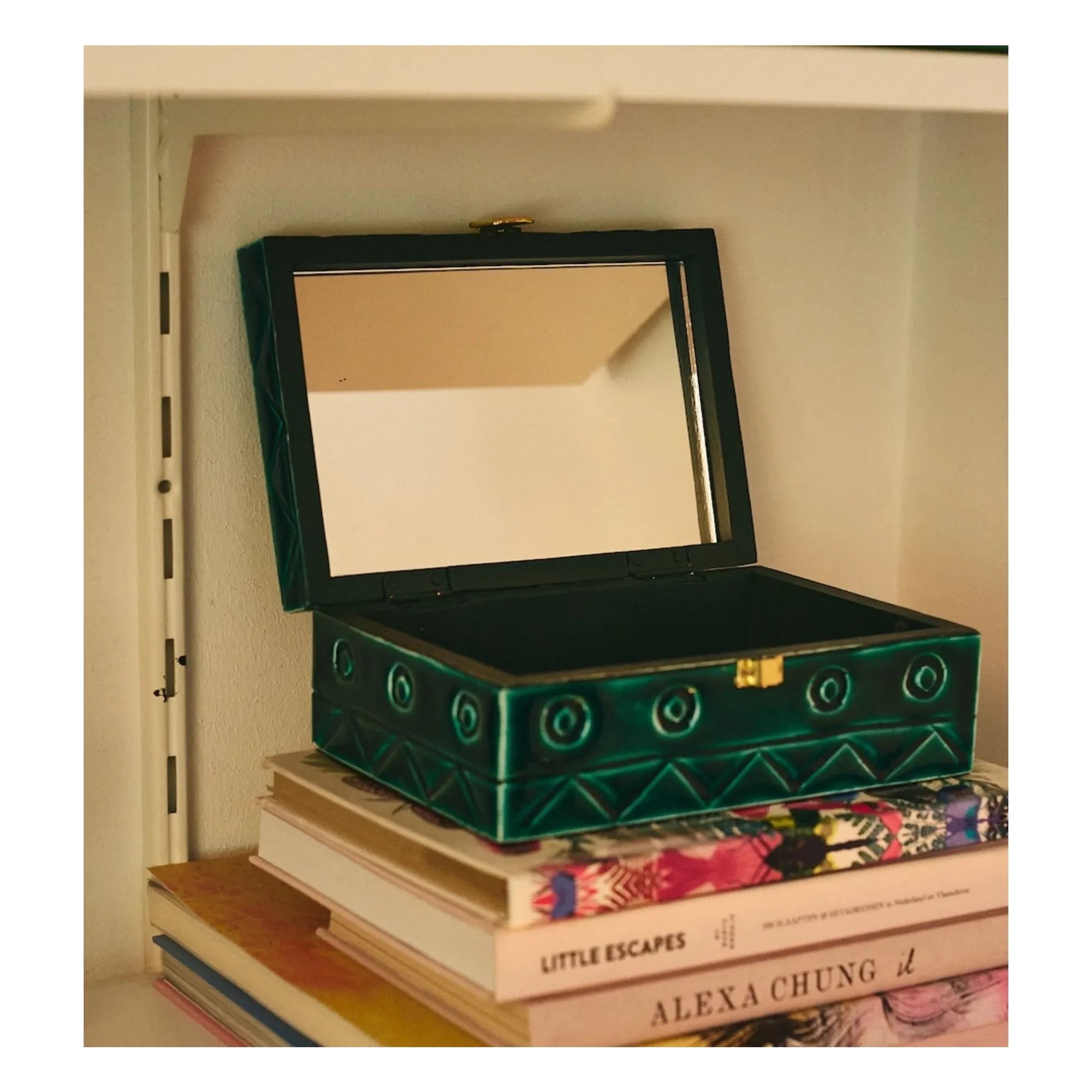 Anna + Nina - Tide Wooden Jewelry Box | Green