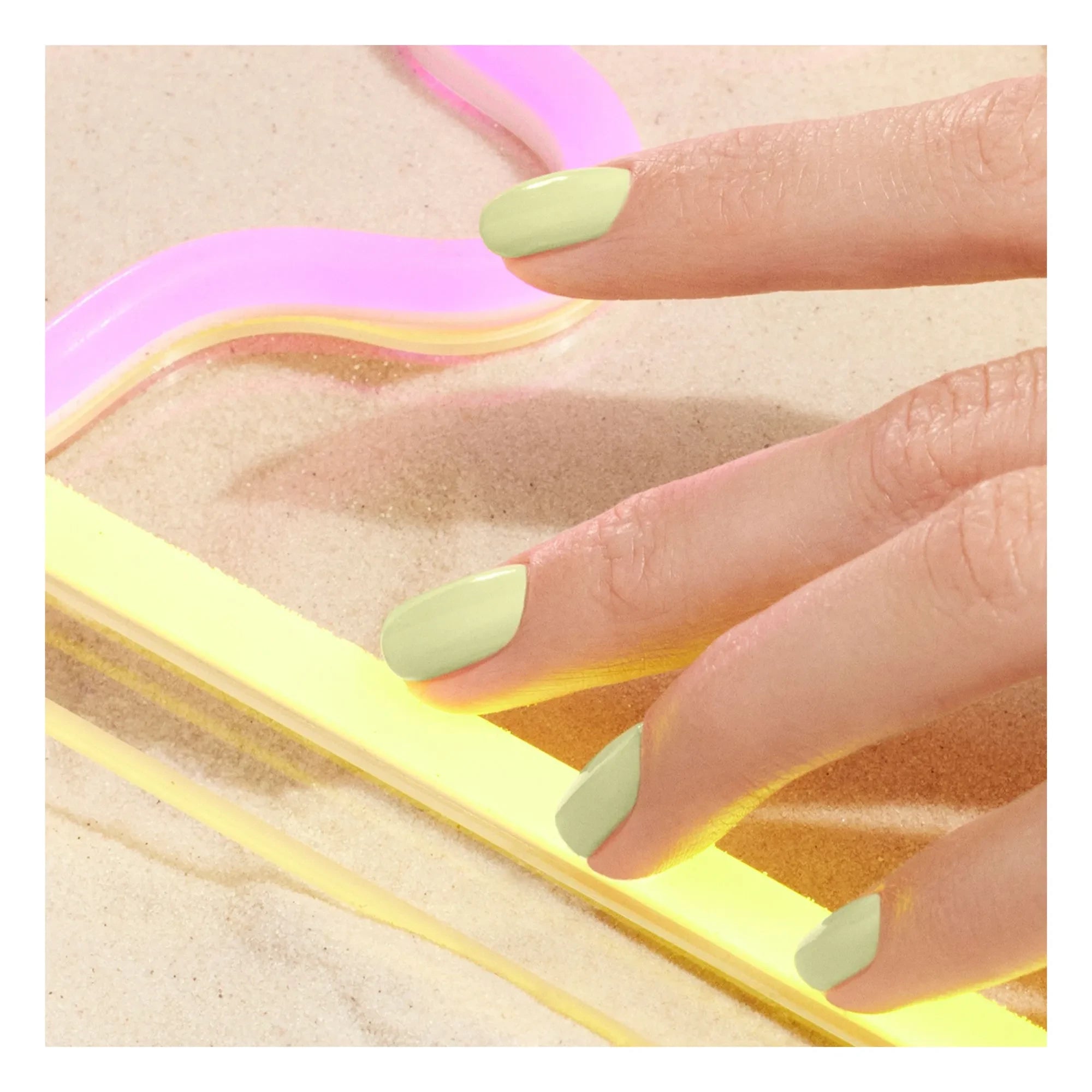 Manucurist - Green Flash Semi-Permanent Nail Polish - 15 ml | Pistachio