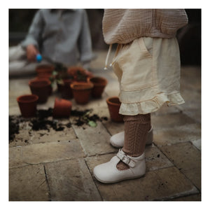 Petit Nord - T-Band Boots | Cream