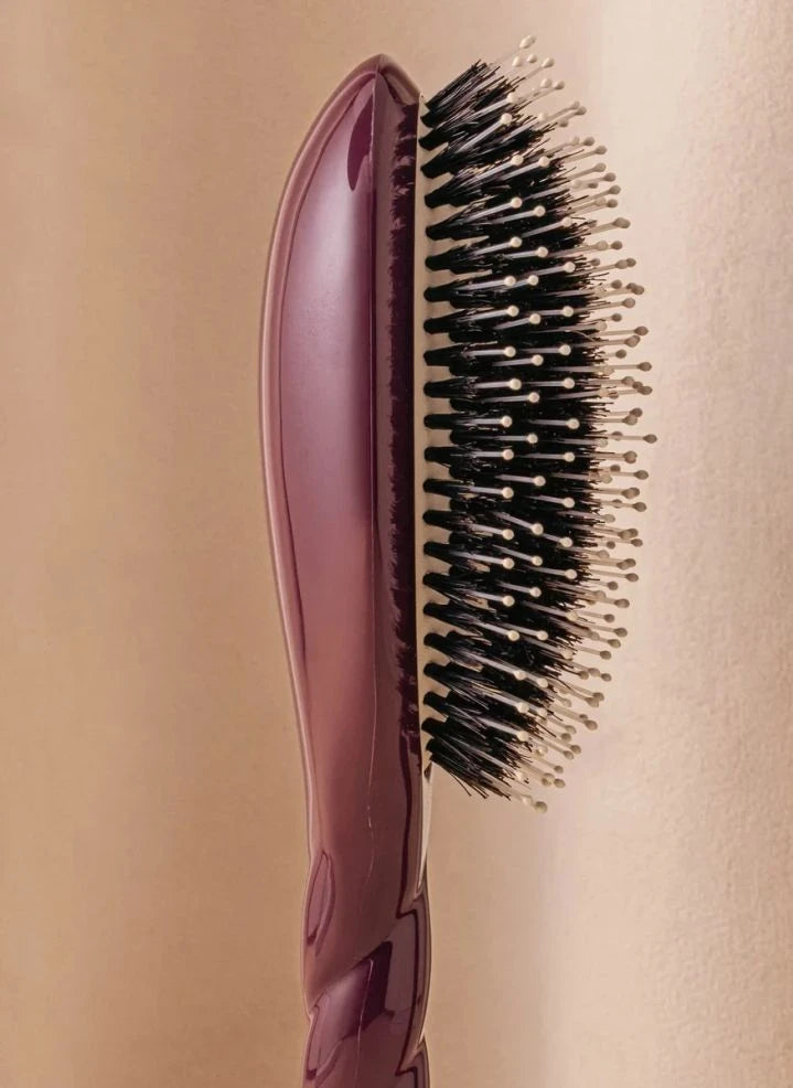 La Bonne Brosse - "The Essential Softness" Hair Brush No. 03 - Sensitive Scalp | Eggplant