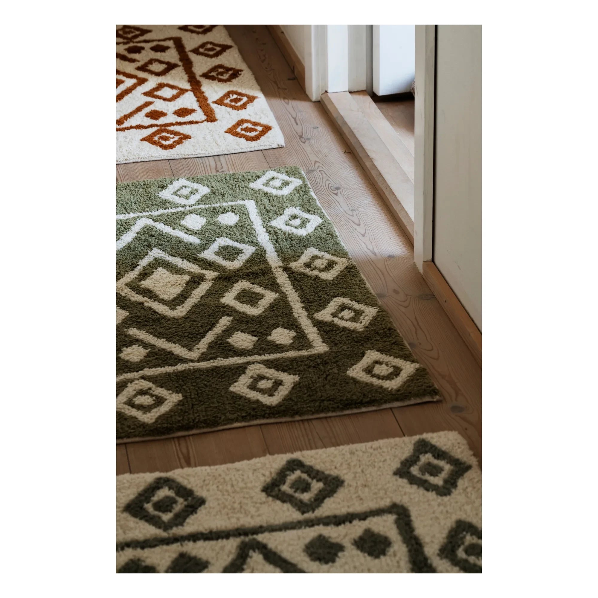 Madame Stoltz - Embossed cotton bath mat | Green